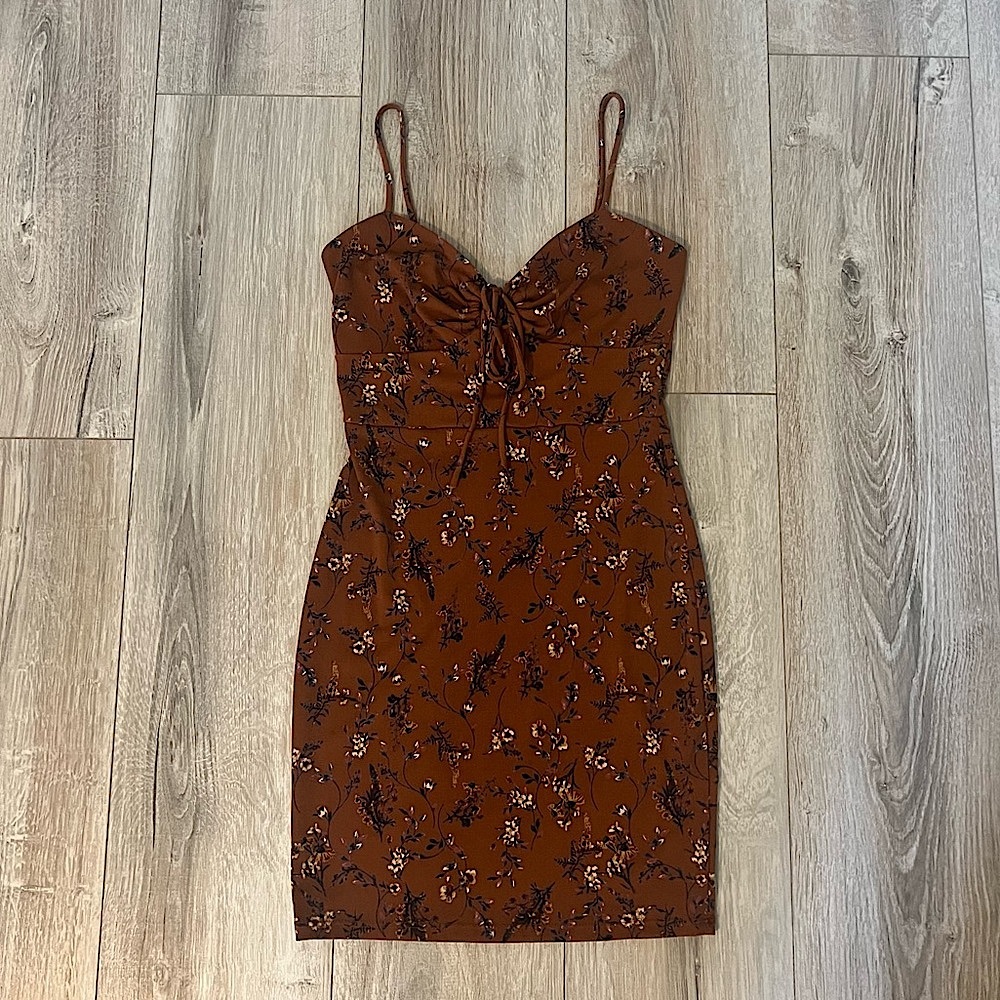 WINDSOR Small Rusty Orange Floral Dress